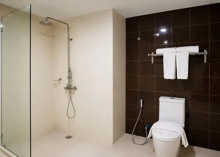 Palette The One Hotell 3*
